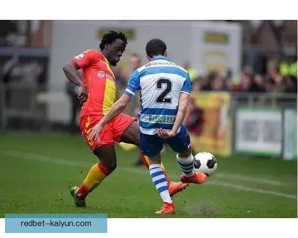 乌德勒支中场组织能力持续提升，表现备受关注