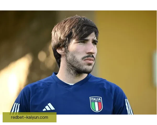 托纳利中场硬度持续提升，展现出强大的竞争力与稳定的表现。